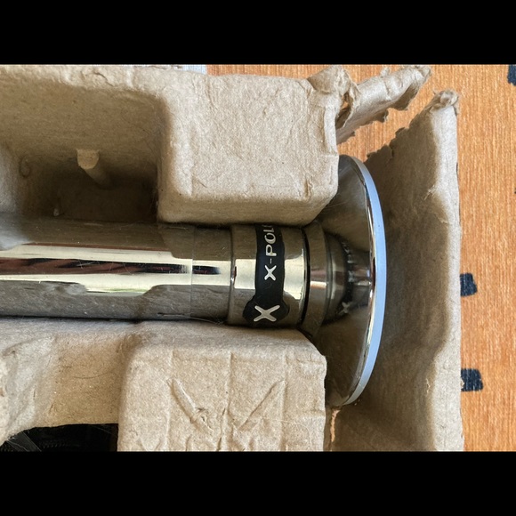 ✨SOLD✨LOCAL PICKUP ONLY. XPERT X-POLE STATIC AND SPIN POLE - Picture 4 of 5